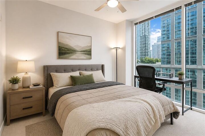 Property Photo: 400 W Peachtree Street NW 806 GA 30308