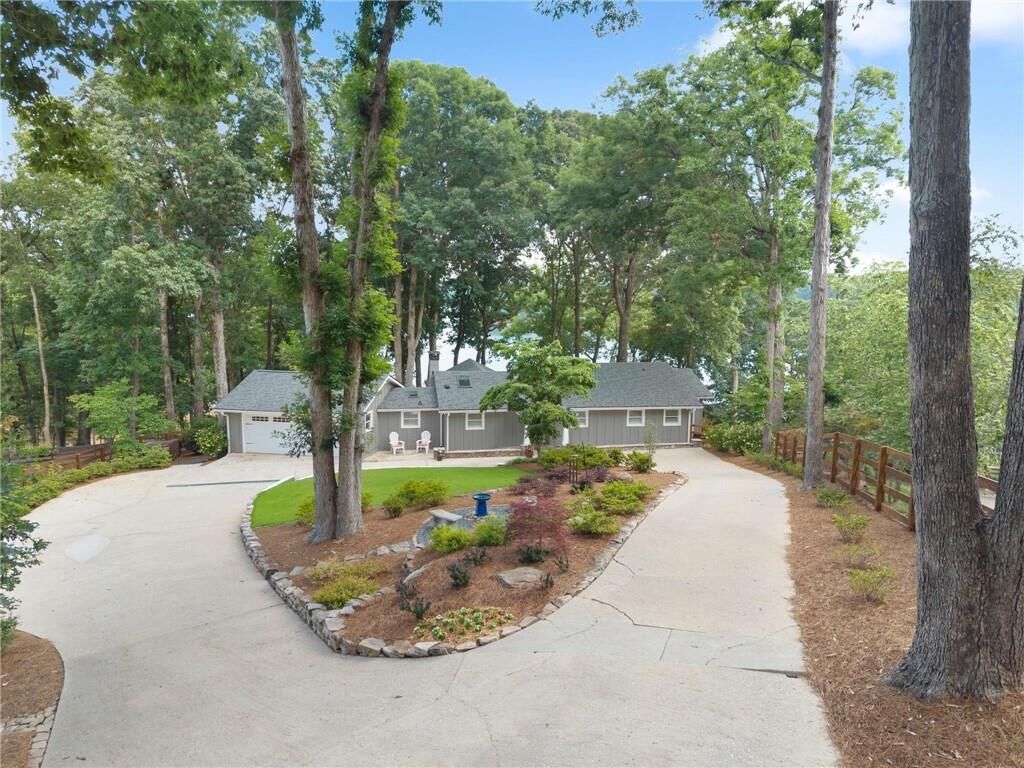 Property Photo:  3661 Cameron Circle  GA 30506 