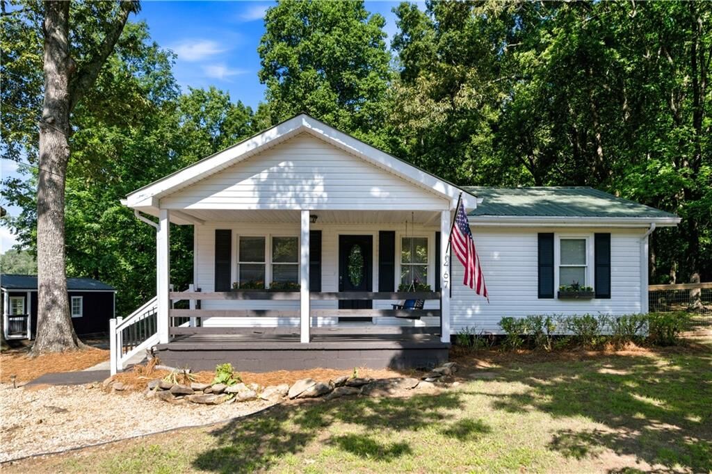 Property Photo: 467 Sanders Street GA 30523