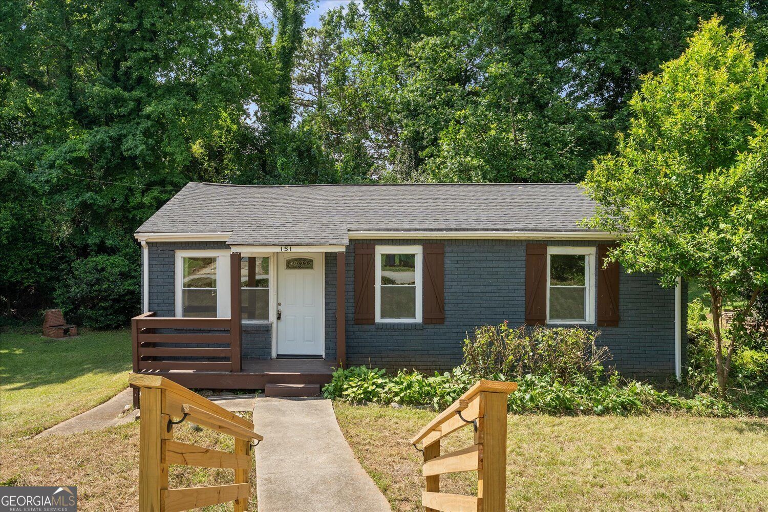 Property Photo: 151 Magnolia Terrace GA 30606