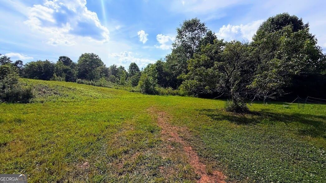 Property Photo:  380 Nix Road  GA 30110 
