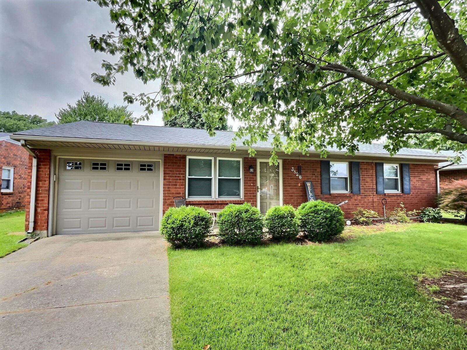 Property Photo:  3826 Buckland Sq  KY 42301 