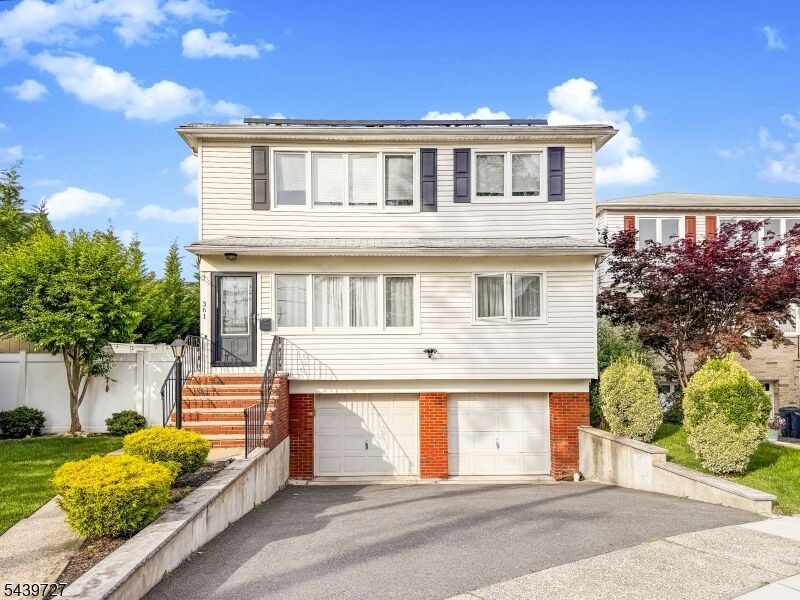 Property Photo:  361 Patricia Ct 1  NJ 07083 
