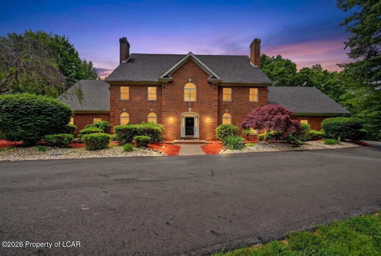 Property Photo: 383 S Main Road PA 18707