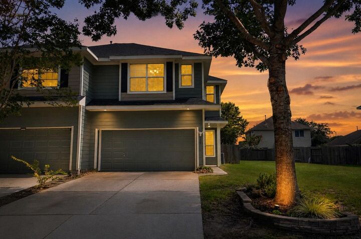 Property Photo:  8821 Elm Drake Lane  TX 77338 