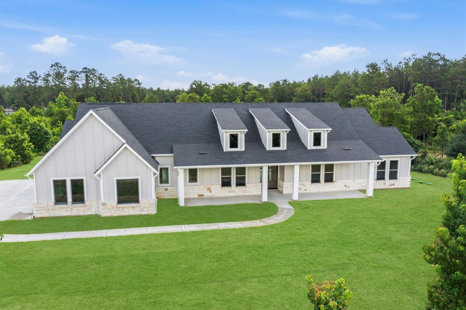 Property Photo:  16140 Forest Mill Road  TX 77378 
