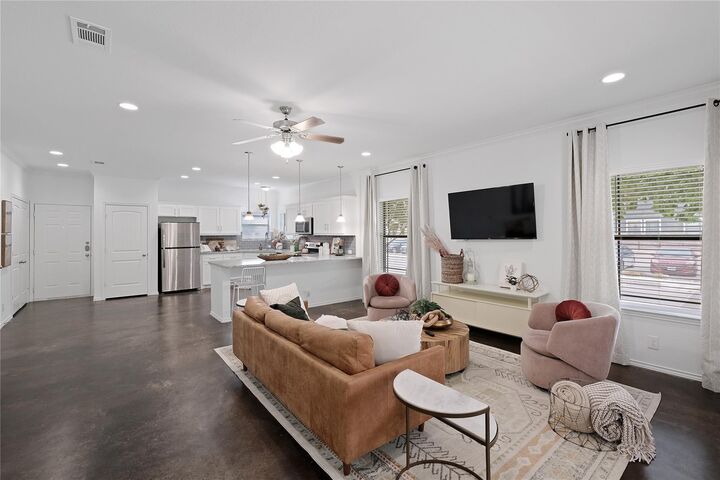 Property Photo: 13003-101 Berthoud Lane TX 78249
