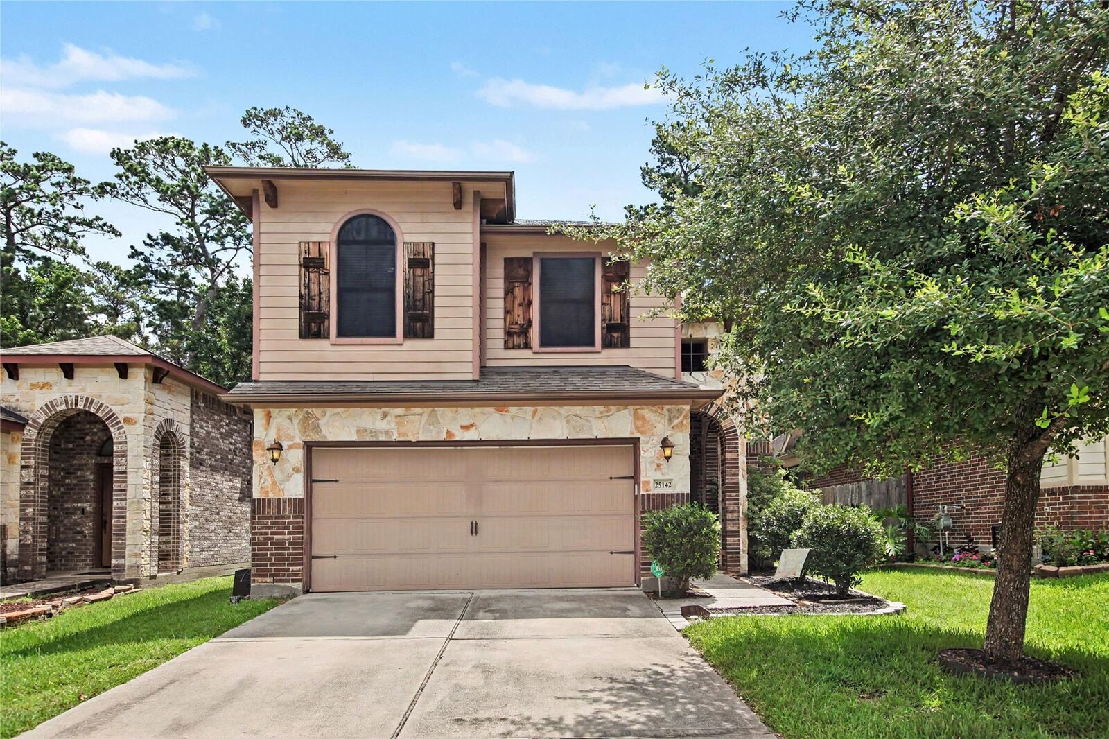 Property Photo: 25142 Alina Lane TX 77386