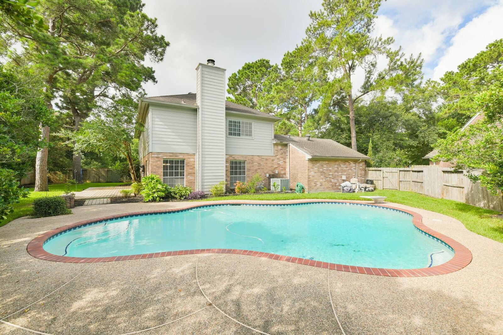 Property Photo: 16606 April Hill Street TX 77095