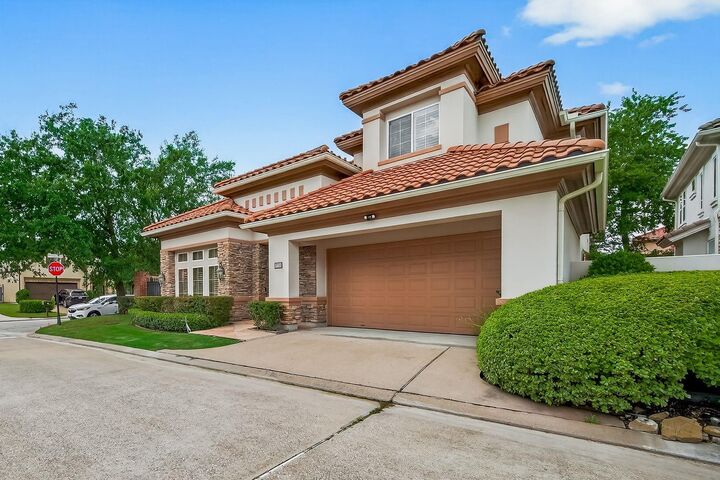 Property Photo: 11938 Rosebrier Park Lane TX 77082