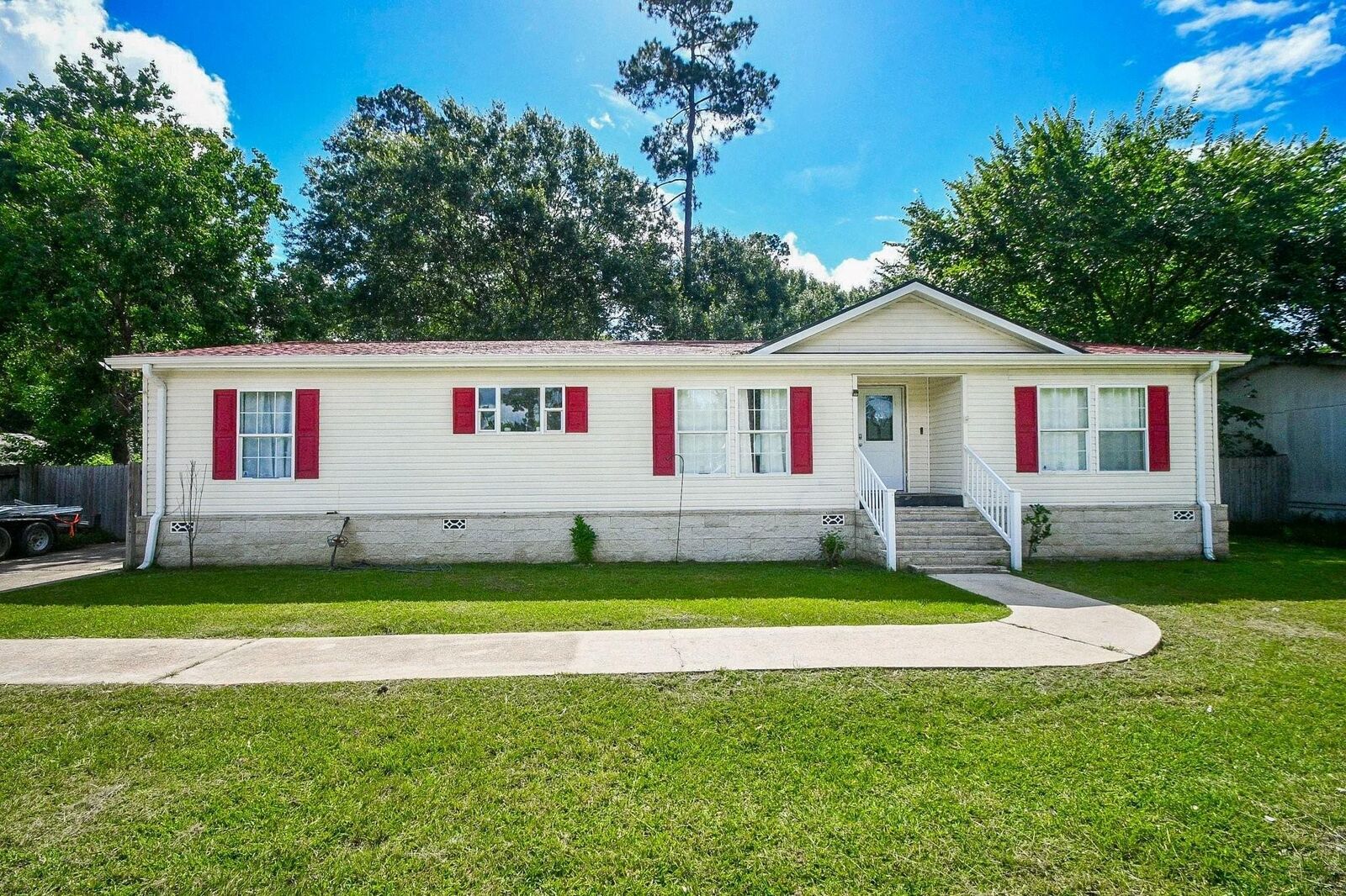 Property Photo: 31606 Bryan Street TX 77355