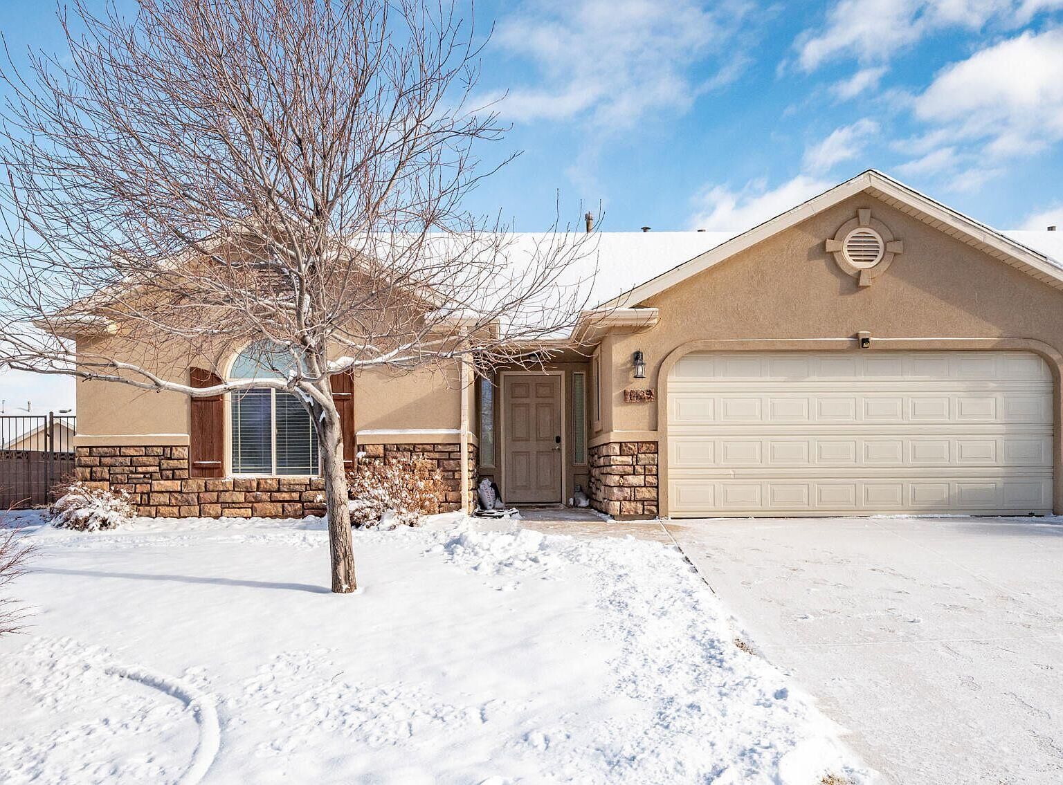 Property Photo:  1434 S Southern View Dr  UT 84720 