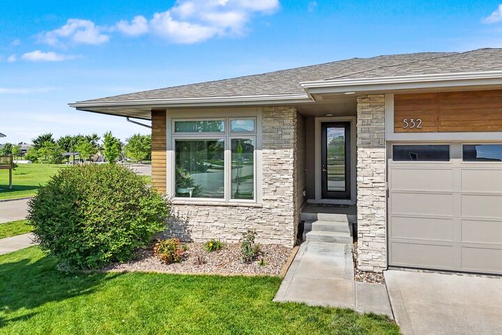 Property Photo: 532 NE Westgate Drive IA 50263