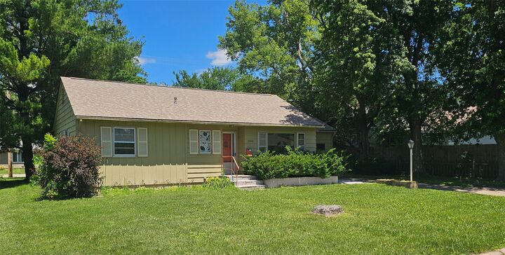 Property Photo:  2616 Marengo Drive  IA 50220 
