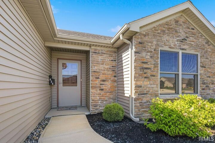 Property Photo:  426 Crown Hill Drive  IN 46750-8459 