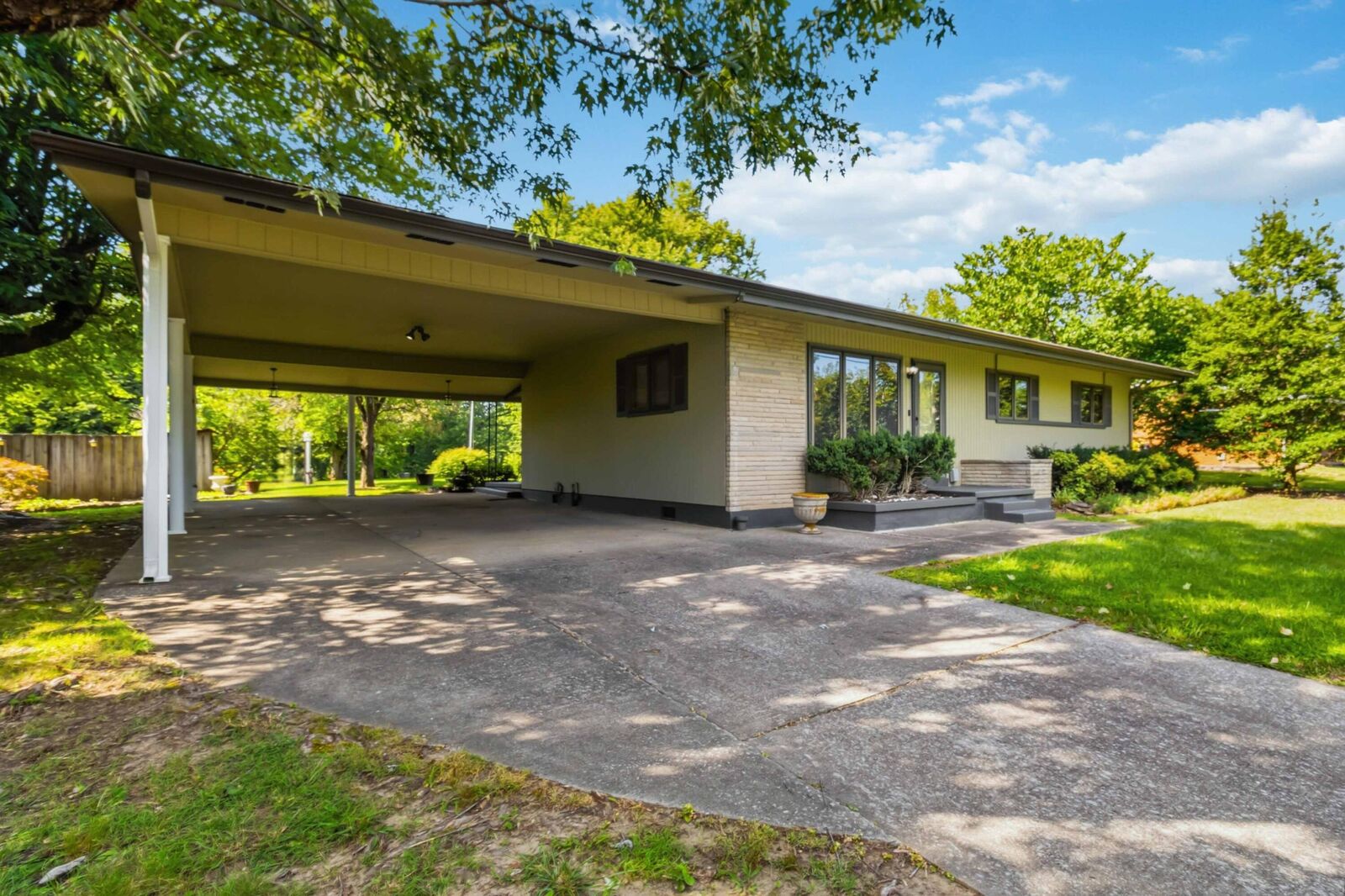 Property Photo: 31 Garland Avenue KY 40701