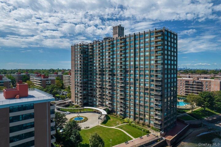Property Photo: 166-25 Powells Cove Boulevard 4M NY 11357