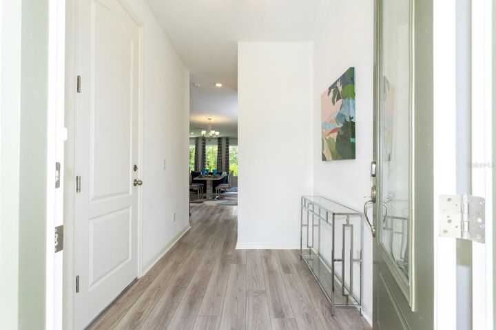 Property Photo: 624 Benoi Drive FL 33896
