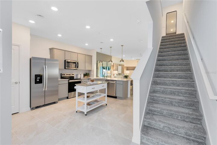 Property Photo:  4935 Sunrise Estates Drive  FL 32904 