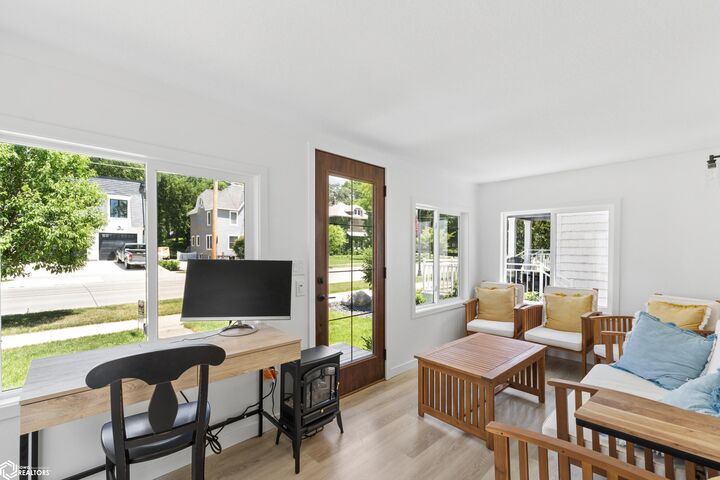 Property Photo:  309 N Shore Drive  IA 50428 