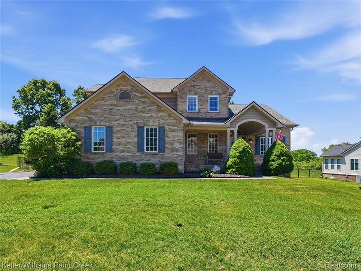 Property Photo:  101 Willow Lake Drive  MI 48371 6376 