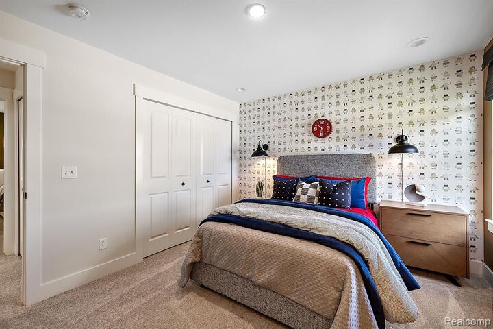 Property Photo:  17306 Sarah Drive  MI 48042 