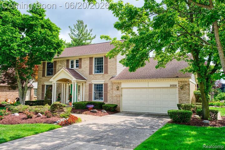 Property Photo:  20216 Ellen Drive  MI 48152 1179 