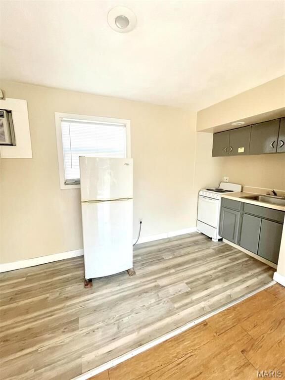 Property Photo: 9902 W Main Street 4 IL 62223