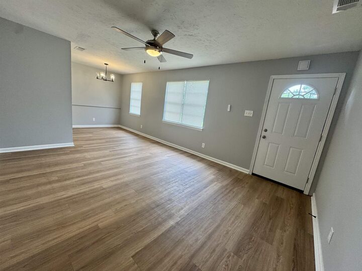 Property Photo:  5076 Newton Dr  TN 38109 