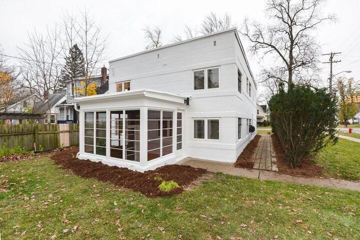 Property Photo: 814 Pauline Boulevard MI 48103