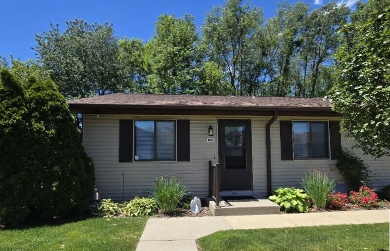 Property Photo:  5246 Green Meadow Road  MI 49009 