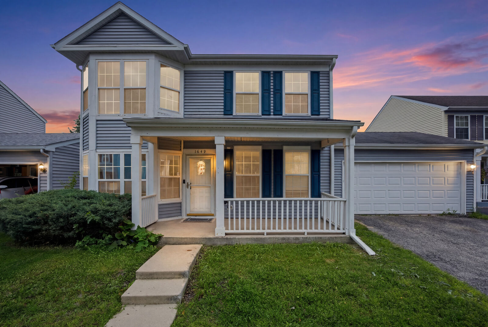 Property Photo: 1649 Park Vista Lane IL 60504