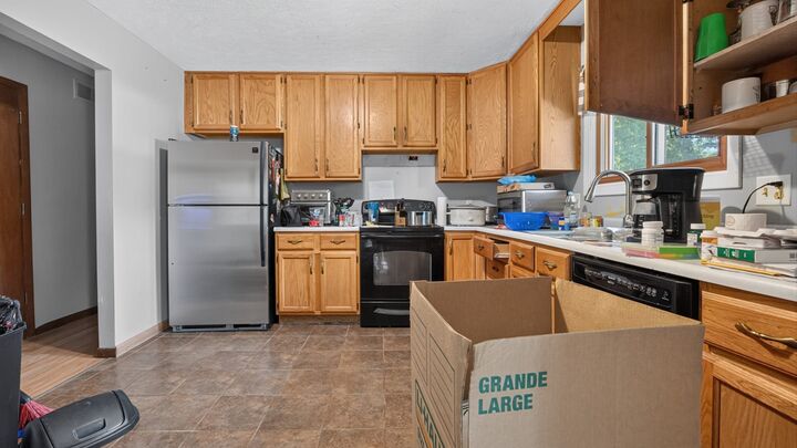 Property Photo:  112 Sandra Lane  IL 61761 