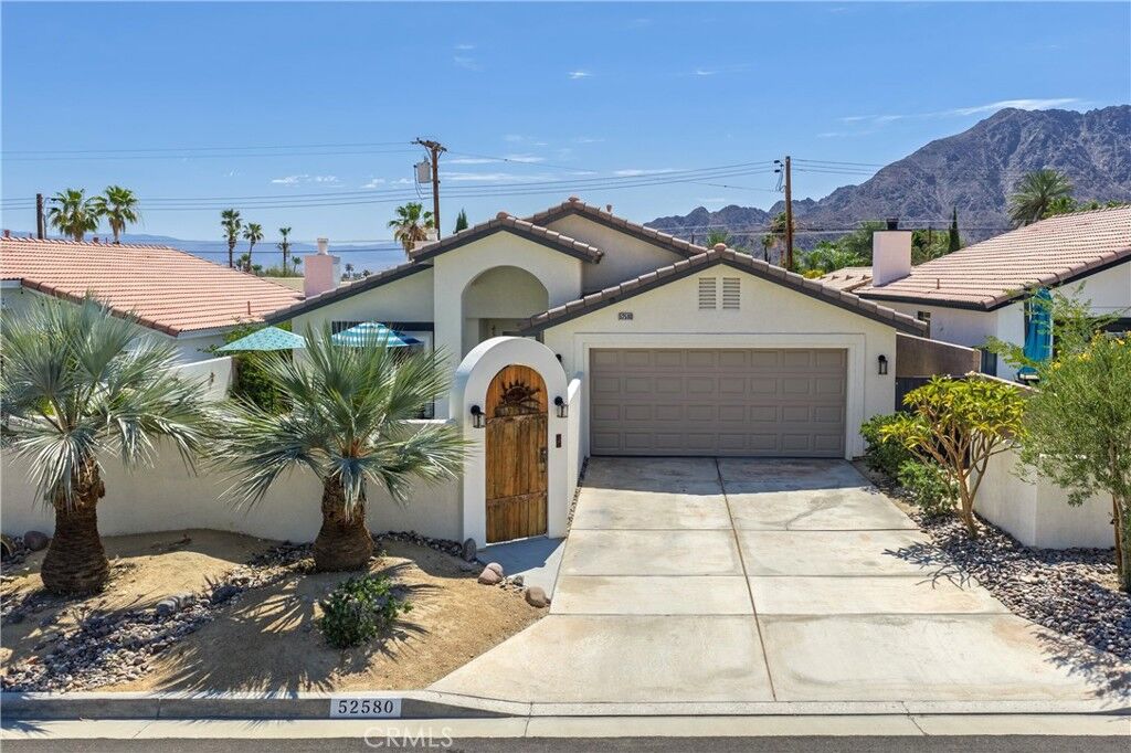 Property Photo:  52580 Avenida Alvarado  CA 92253 