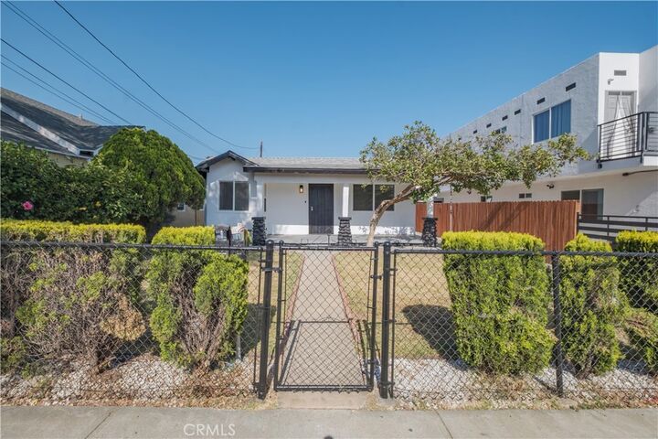 Property Photo:  1008 S Herbert Ave  CA 90023 