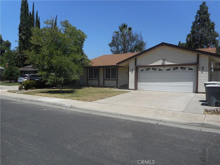 Property Photo:  447 Gail Court  CA 95348 