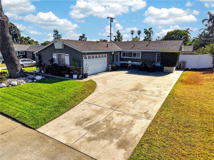 Property Photo:  2369 Saunders St  CA 91767 