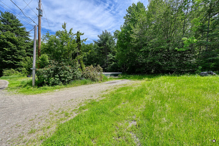 Property Photo: 1075 Hill Road ME 04927