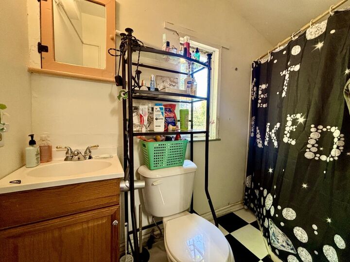 Property Photo: 218 Depot Street CA 95945