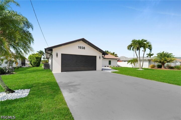 Property Photo:  1938 Cornwallis Parkway  FL 33904 