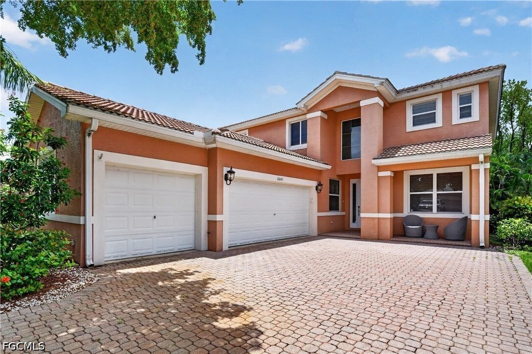 Property Photo:  11642 Plantation Preserve Circle S  FL 33966 