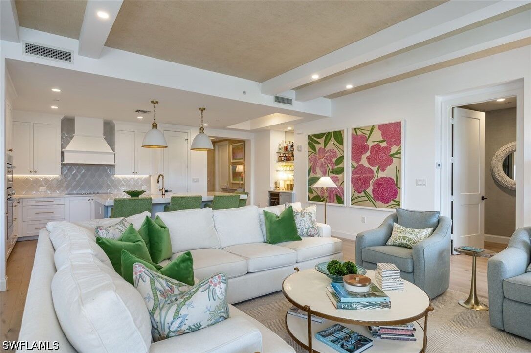 Property Photo: 1115 Central Avenue 456 FL 34102