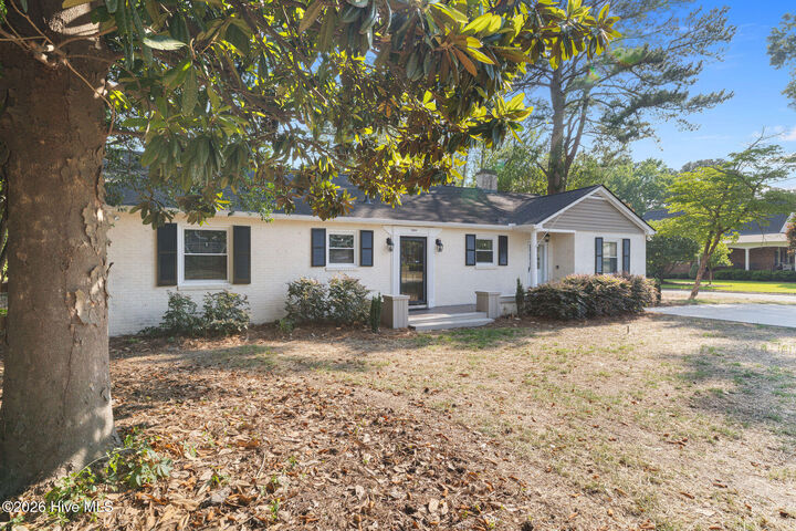 Property Photo: 1900 E Mulberry Street NC 27530