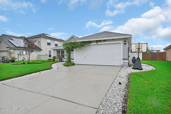Property Photo:  2599 Bentshire Drive  FL 32246 