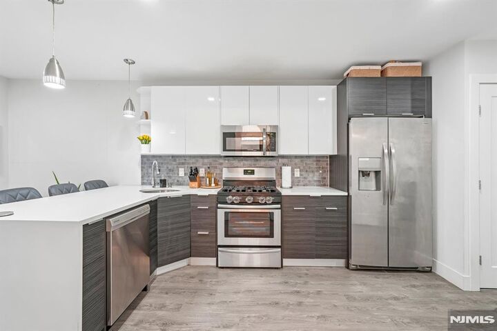 Property Photo:  62 69th Street 209  NJ 07093 