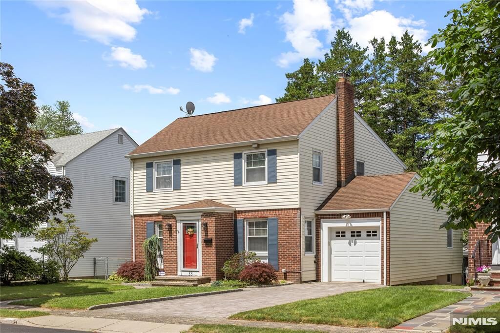 Property Photo: 33 Mapes Avenue NJ 07110