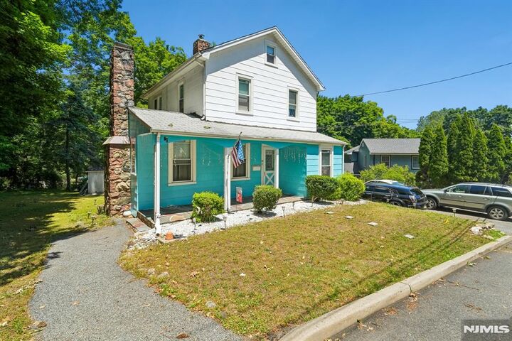 Property Photo:  20 Nassau  NJ 07508 