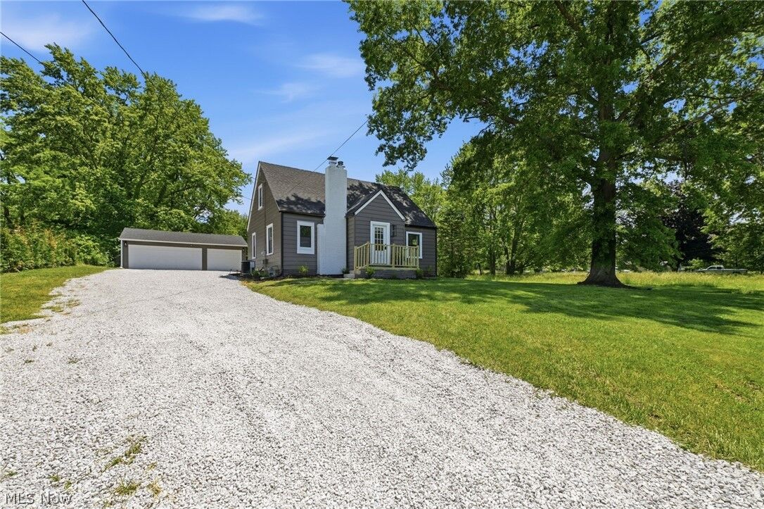 Property Photo:  951 Bey Road  OH 44312 