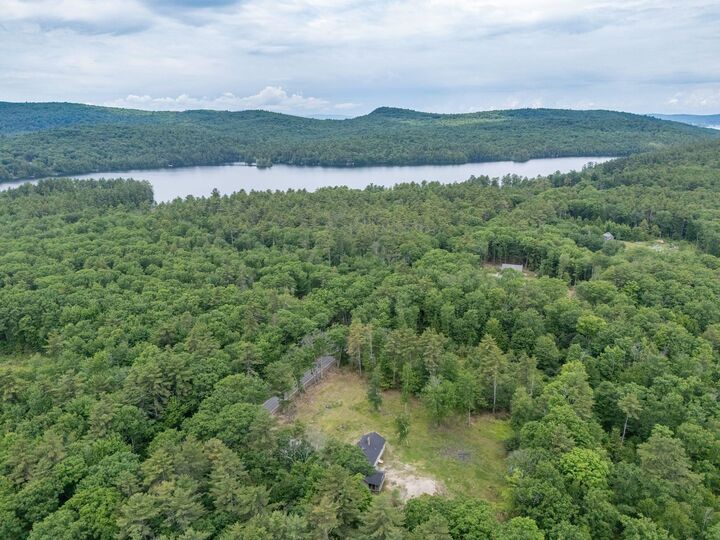 Property Photo:  314 Wentworth Road  NH 03872 