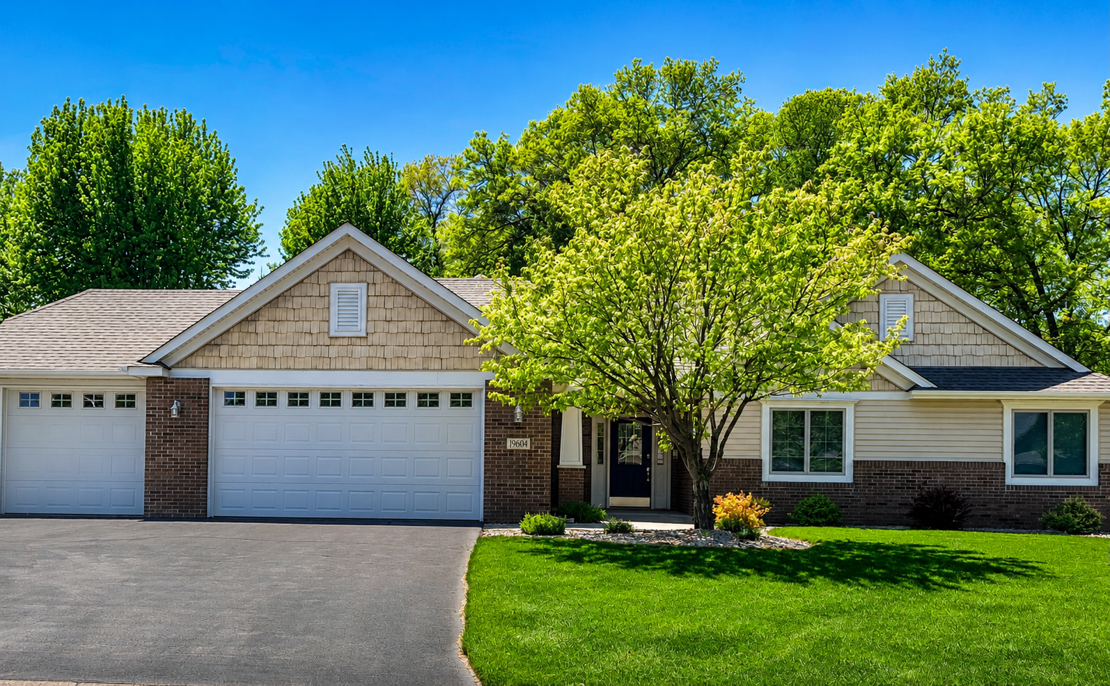 Property Photo: 19604 Ironton Circle NW MN 55330